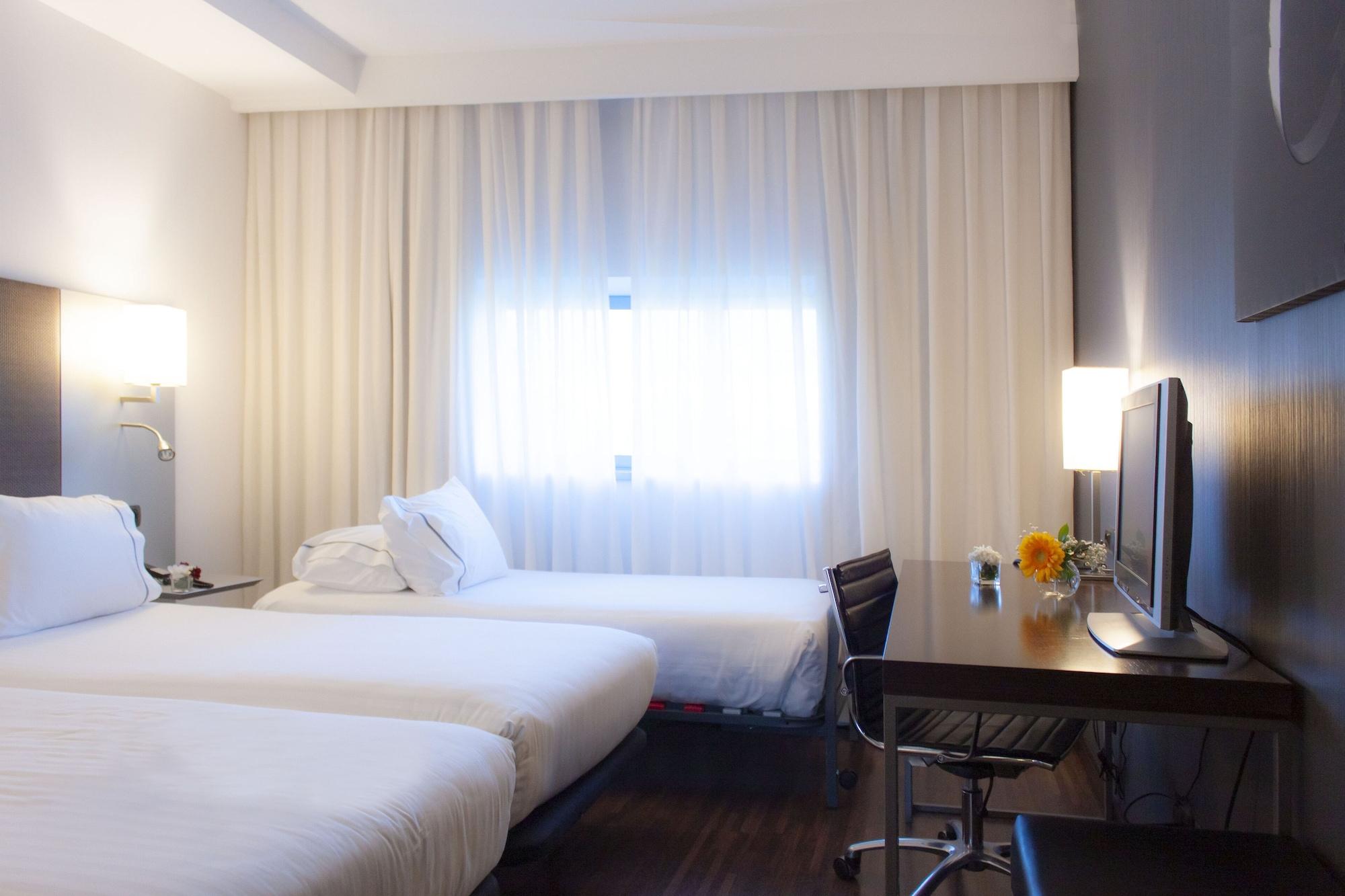 Exe Zizur Pamplona Hotel Zizur Mayor Ngoại thất bức ảnh