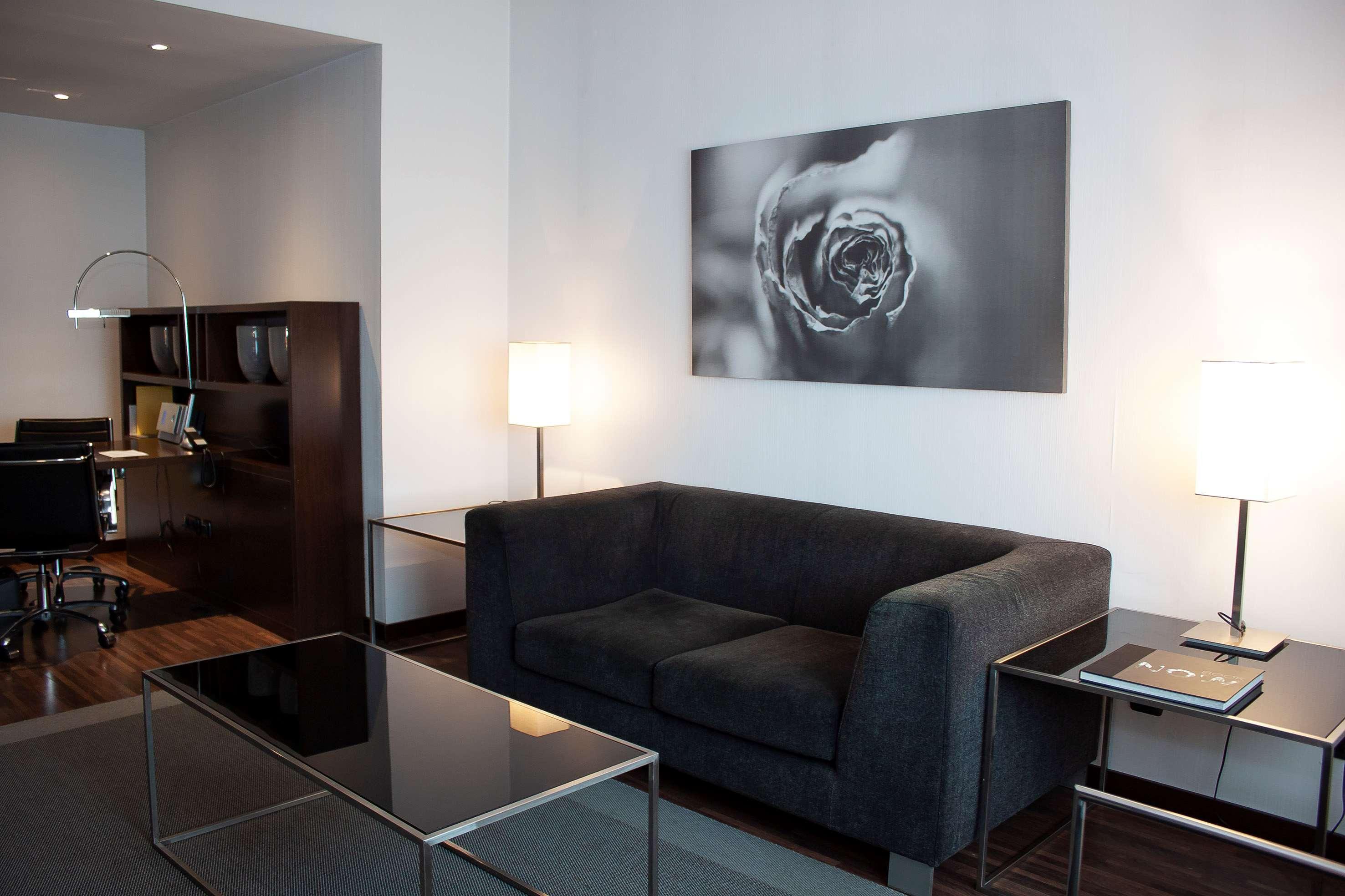 Exe Zizur Pamplona Hotel Zizur Mayor Ngoại thất bức ảnh