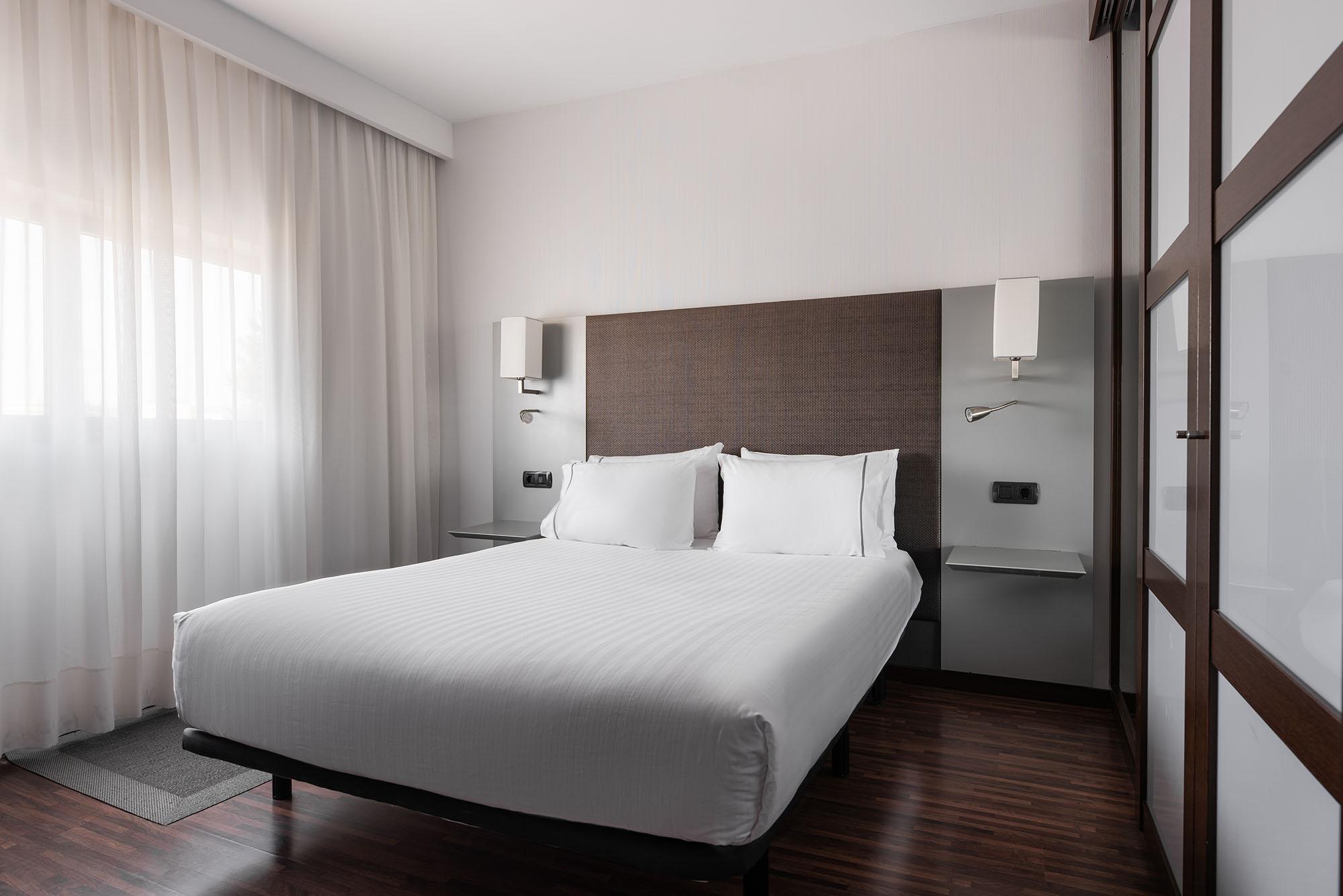 Exe Zizur Pamplona Hotel Zizur Mayor Ngoại thất bức ảnh