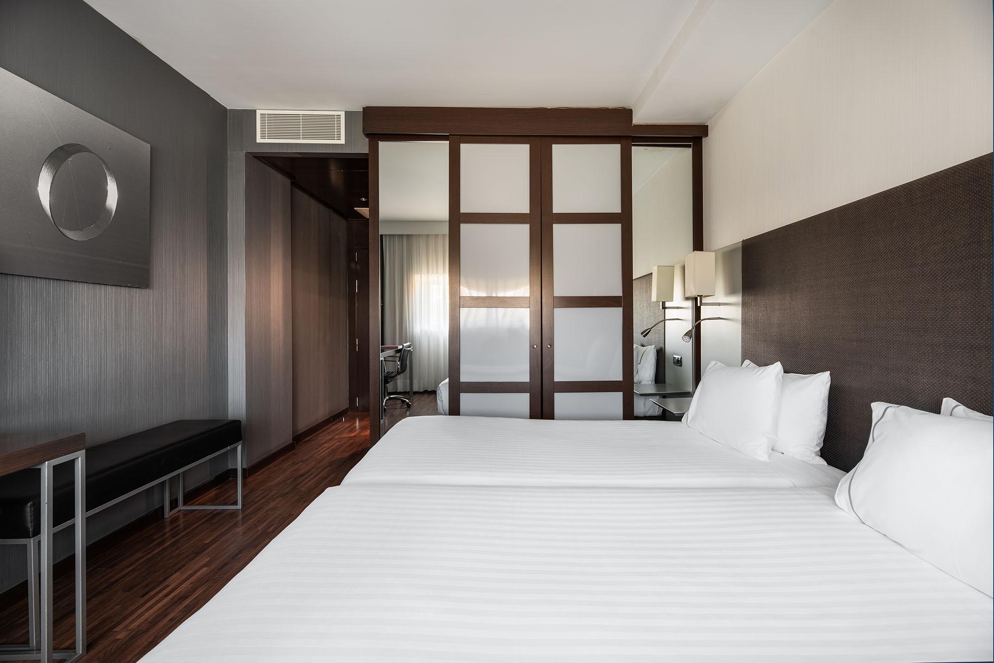 Exe Zizur Pamplona Hotel Zizur Mayor Ngoại thất bức ảnh