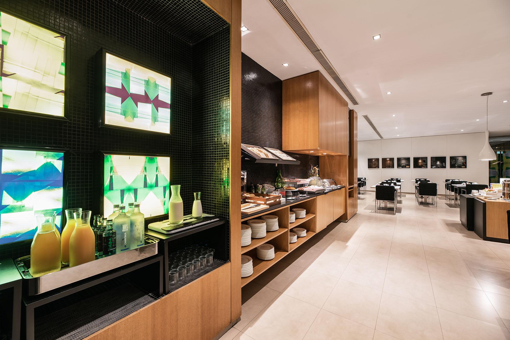 Exe Zizur Pamplona Hotel Zizur Mayor Ngoại thất bức ảnh