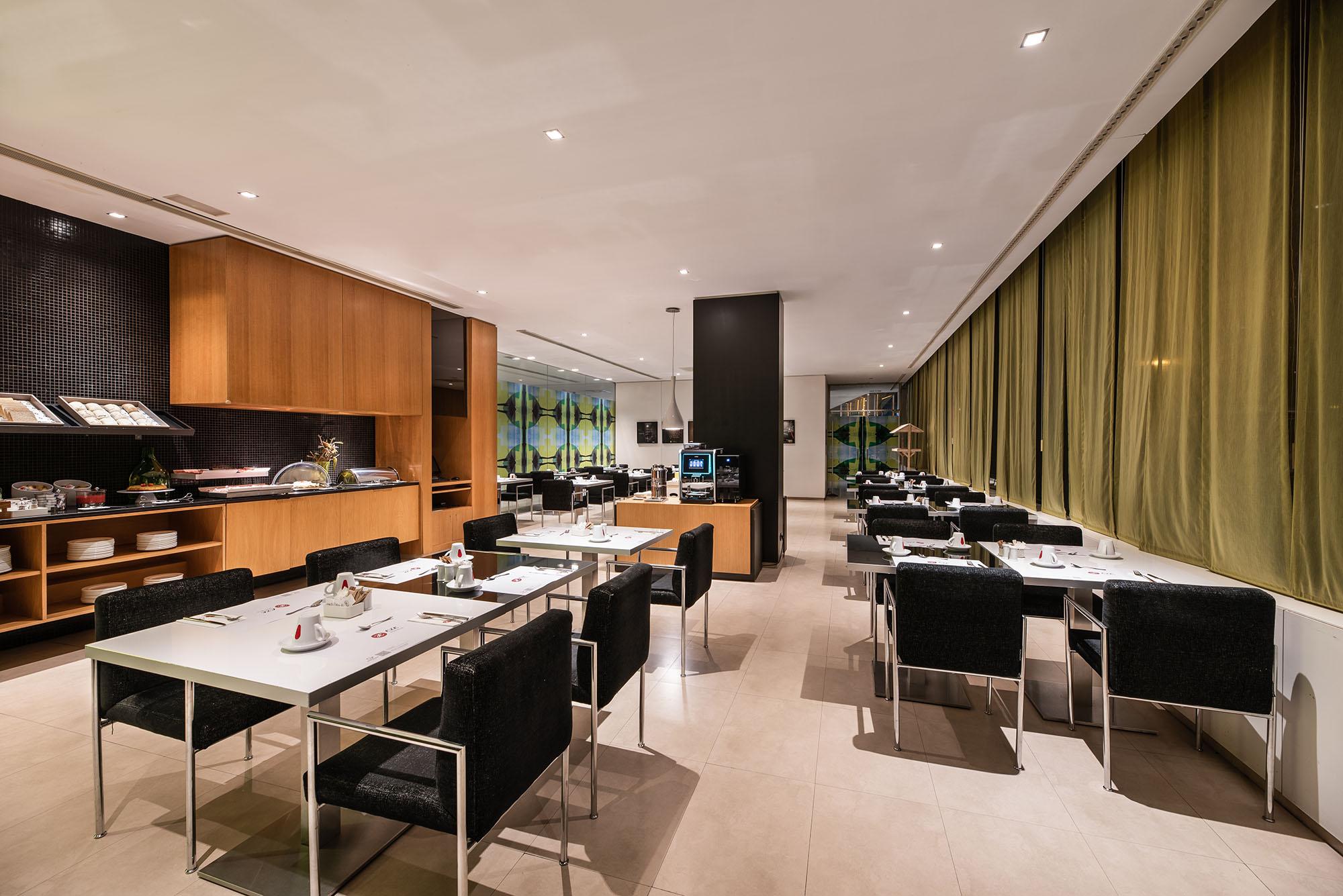Exe Zizur Pamplona Hotel Zizur Mayor Ngoại thất bức ảnh