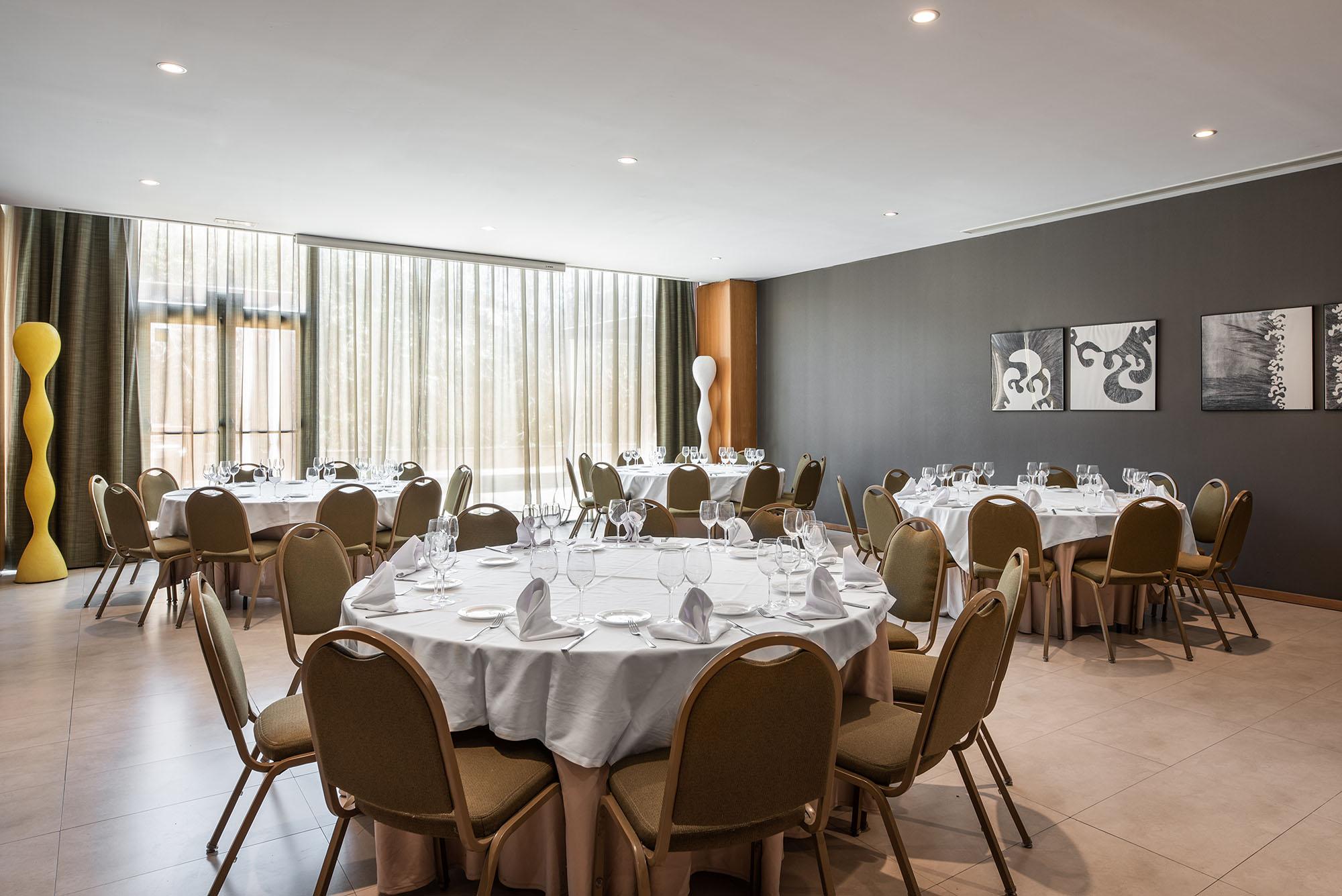 Exe Zizur Pamplona Hotel Zizur Mayor Ngoại thất bức ảnh