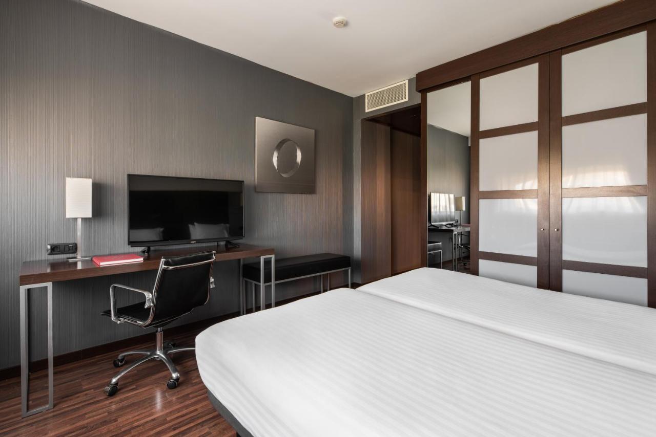 Exe Zizur Pamplona Hotel Zizur Mayor Ngoại thất bức ảnh